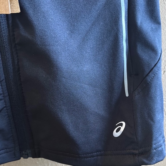 Asics Black Reflective Vest - Picture 4 of 14